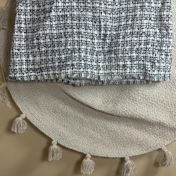 Blue and white h&m skirt - Picture 3 of 6